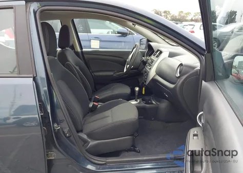 2015 Nissan Versa 1.6 Sv z USA, uszkodzony, nr VIN 3N1CN7AP3FL859519